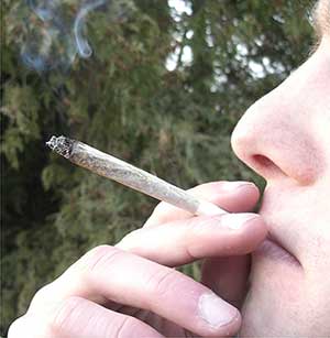 Test positivo dovuto al fumo passivo di cannabis?