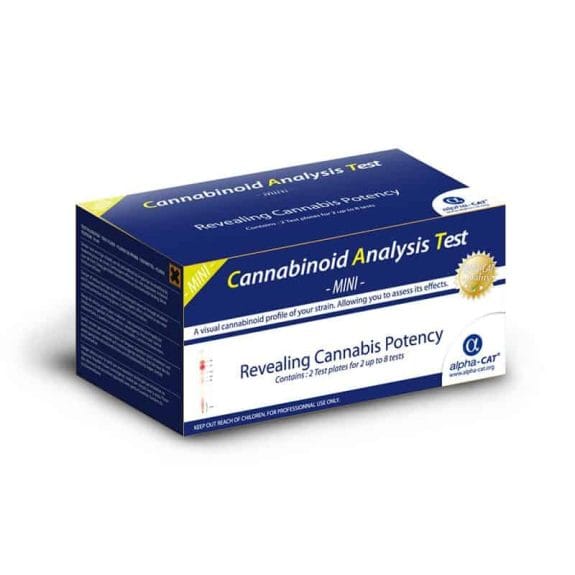 Kit d'analyse pour déterminer la concentration de THC/cannabis et de CBD dans les échantillons de chanvre.